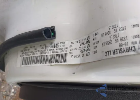 2009 Jeep Grand Cherokee Laredo z USA, uszkodzony, nr VIN 1J8GS48K39C511115